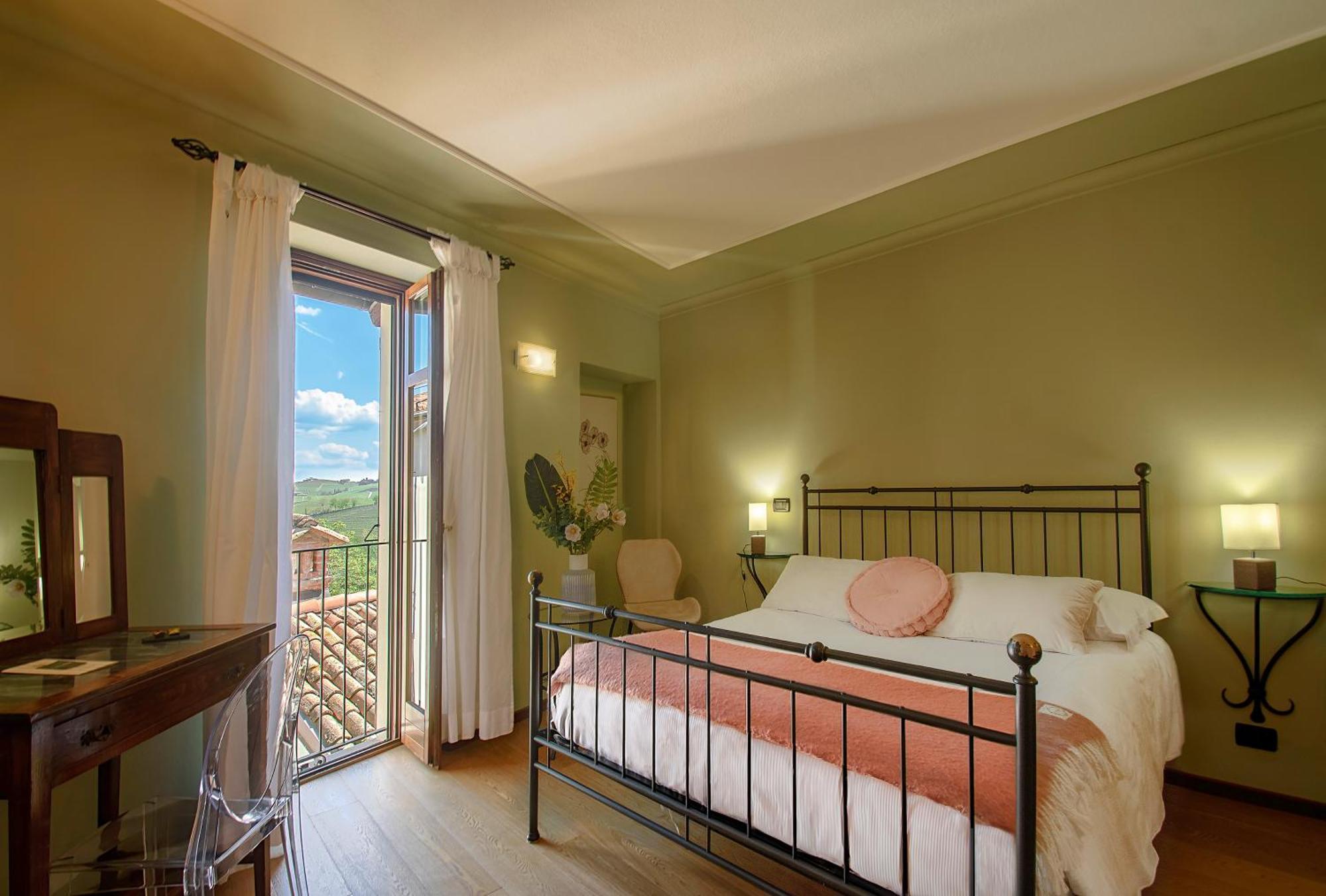 La Giolitta Rooms & Apartment Barolo Exterior photo